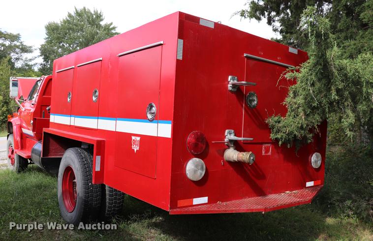 image for item DQ9373 1980 GMC Sierra 7000 fire truck
