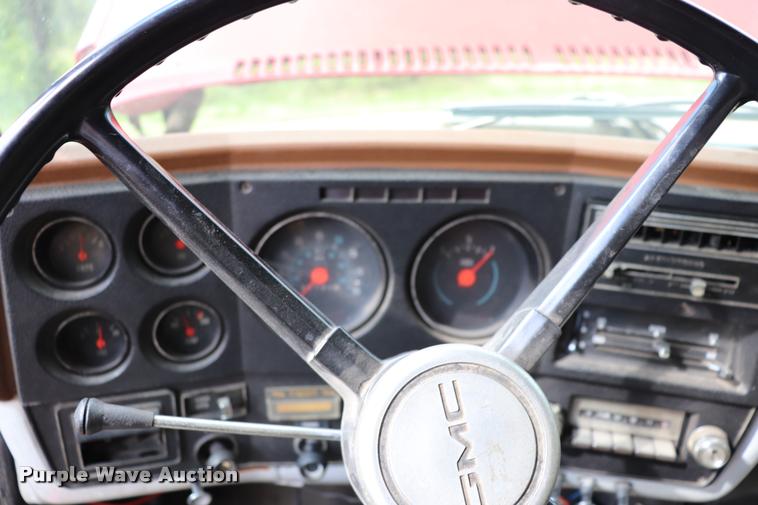 image for item DQ9373 1980 GMC Sierra 7000 fire truck