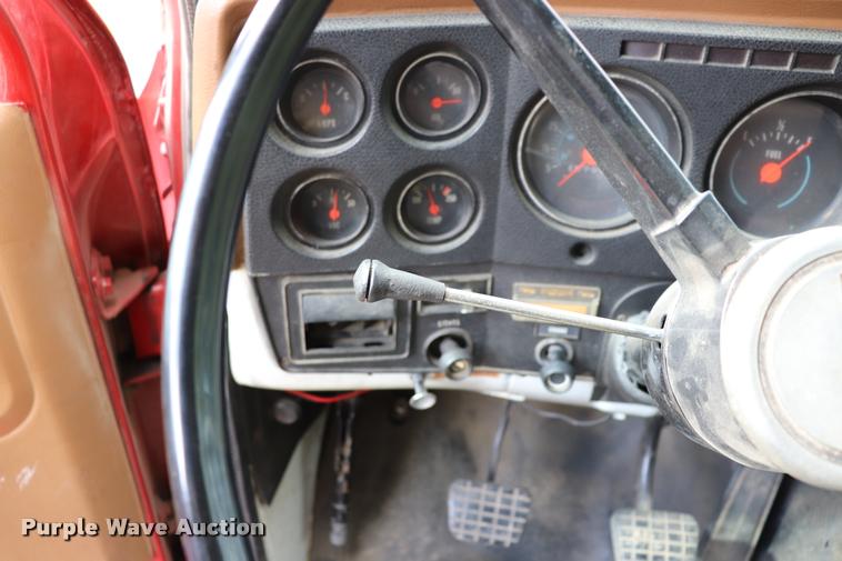 image for item DQ9373 1980 GMC Sierra 7000 fire truck