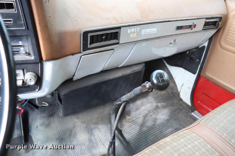 image for item DQ9373 1980 GMC Sierra 7000 fire truck