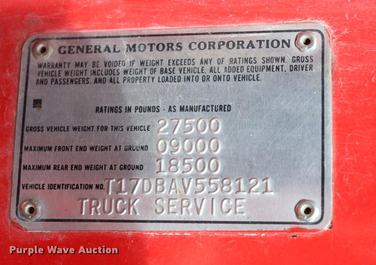 image for item DQ9373 1980 GMC Sierra 7000 fire truck