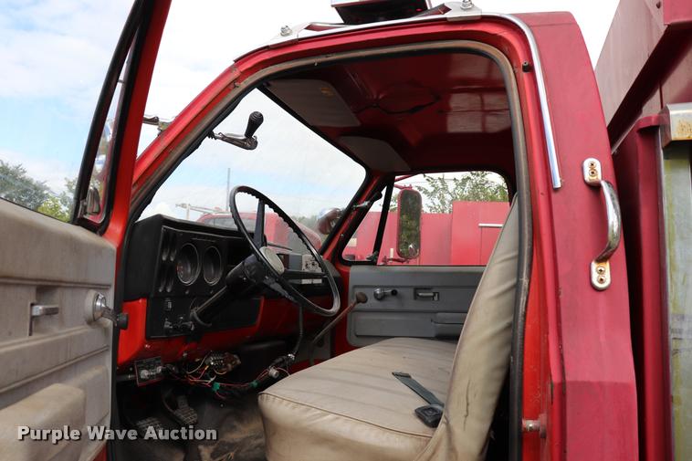 image for item DQ9374 1974 Chevrolet C65 fire truck