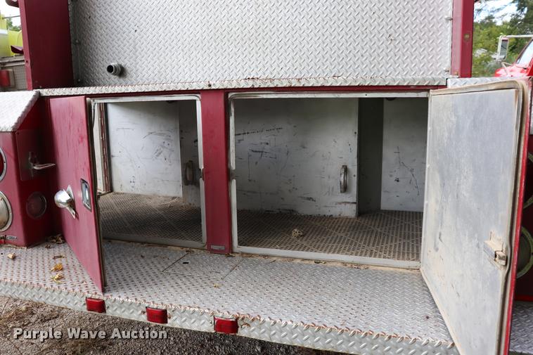 image for item DQ9374 1974 Chevrolet C65 fire truck