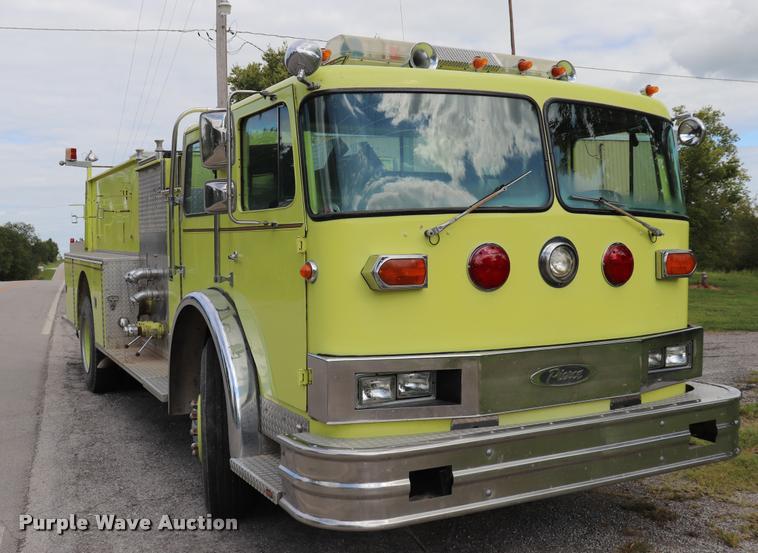 image for item DQ9375 1978 Pierce 1871-LPC fire truck
