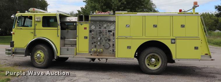image for item DQ9375 1978 Pierce 1871-LPC fire truck