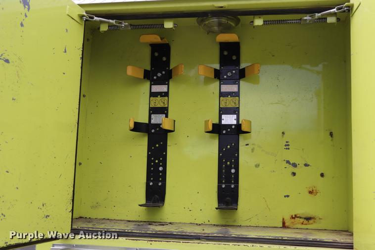 image for item DQ9375 1978 Pierce 1871-LPC fire truck