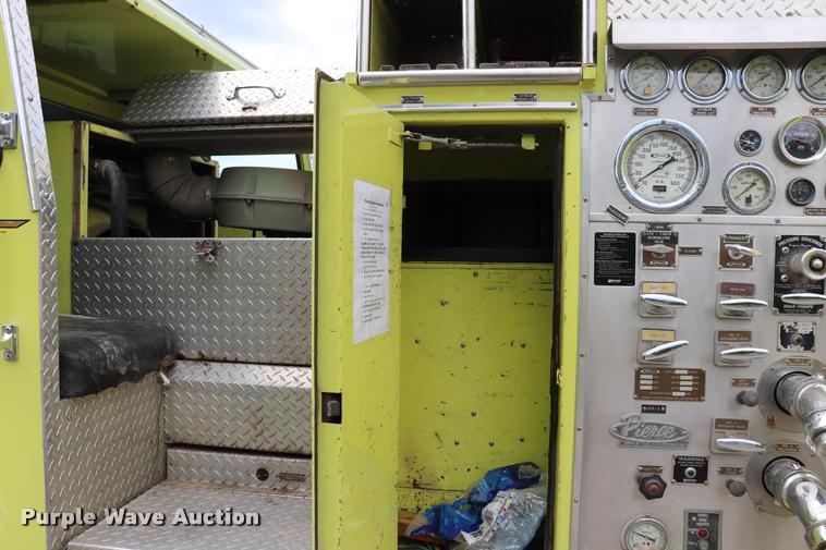 image for item DQ9375 1978 Pierce 1871-LPC fire truck