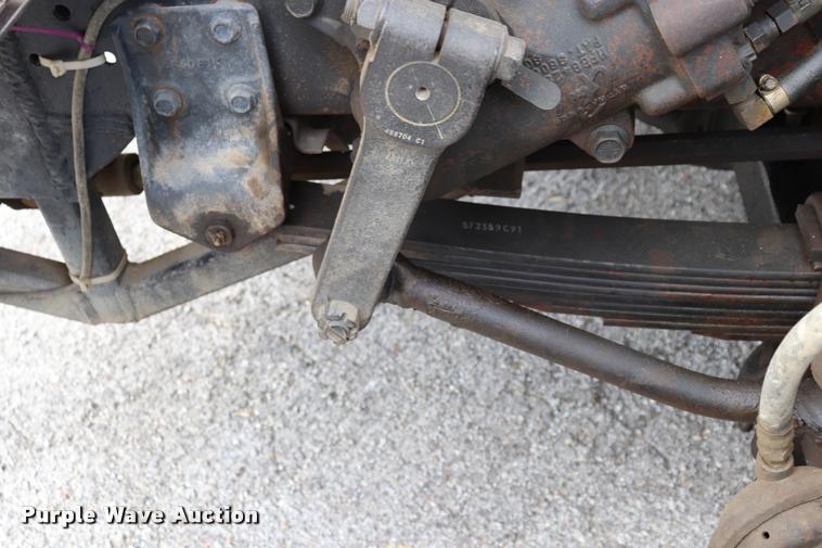 image for item DQ9376 1982 International S1900 tanker fire truck