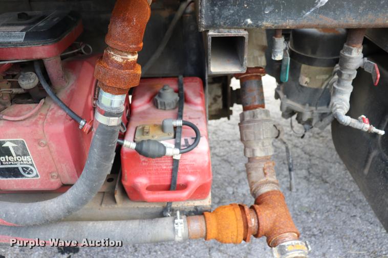 image for item DQ9376 1982 International S1900 tanker fire truck