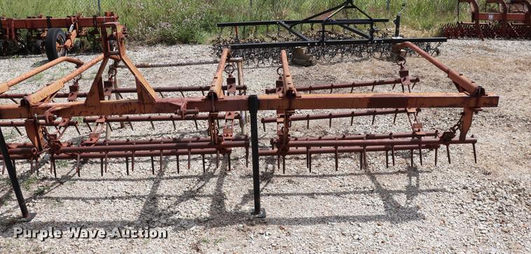 image for item DQ9377 Spike harrow