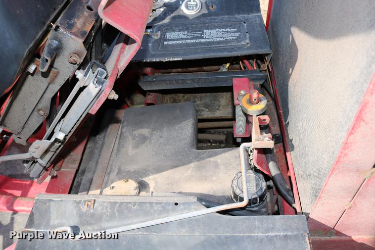 image for item DW9806 Toro Groundsmaster 345 lawn mower