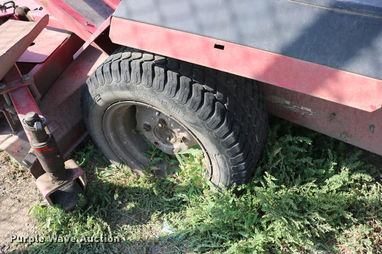 image for item DW9806 Toro Groundsmaster 345 lawn mower