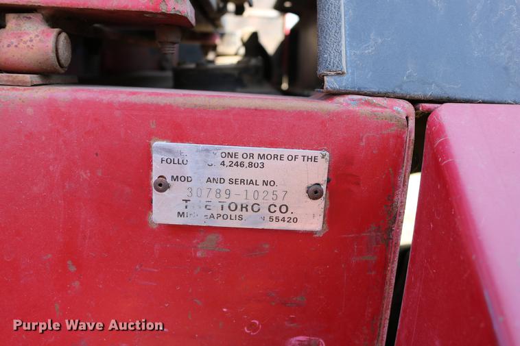 image for item DW9806 Toro Groundsmaster 345 lawn mower