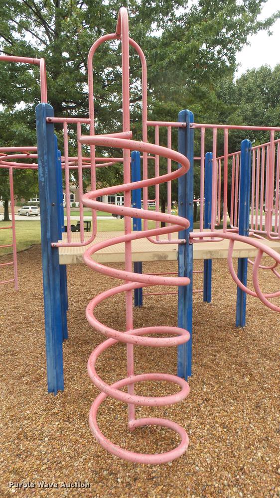 image for item EB9096 Playground equipment