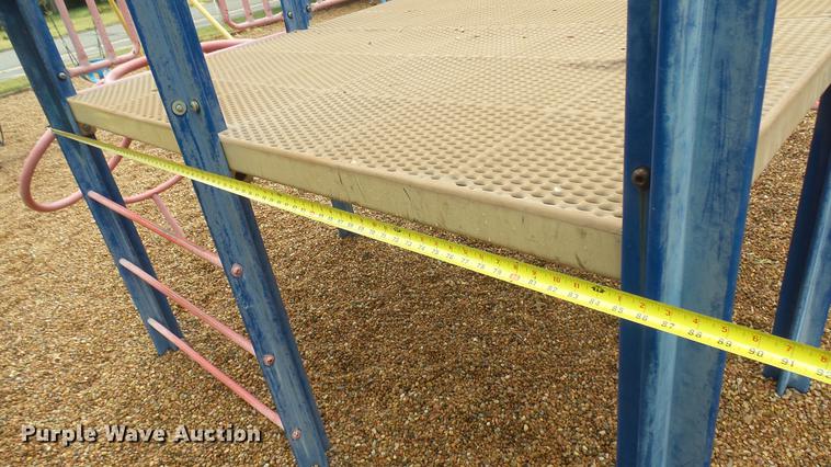 image for item EB9096 Playground equipment
