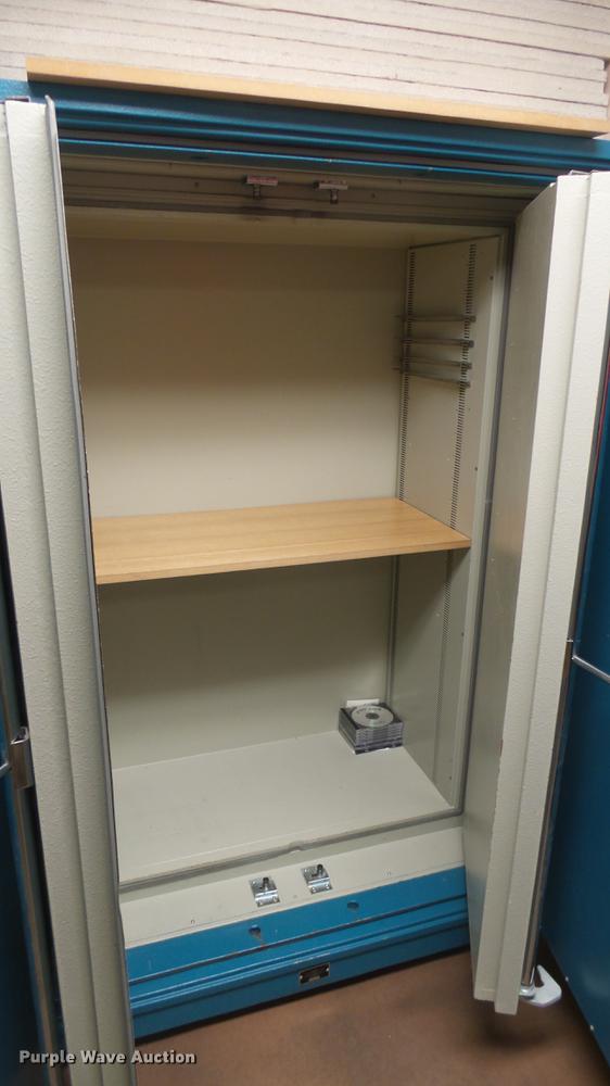 image for item EB9101 Schwab 4057CTS fire guard safe