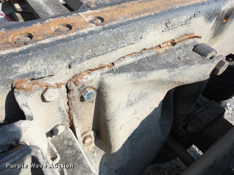 image for item J8605 1972 Chevrolet C60 truck cab and chassis