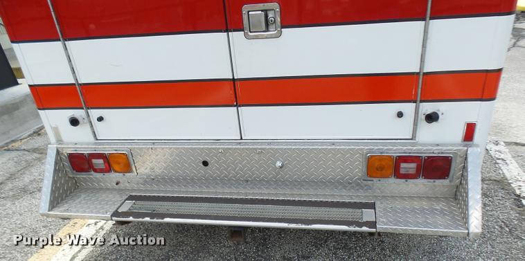 image for item K1789 1993 Ford Econoline E350 ambulance