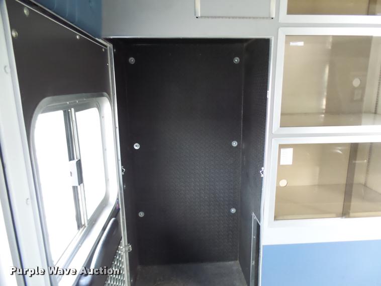 image for item K1789 1993 Ford Econoline E350 ambulance