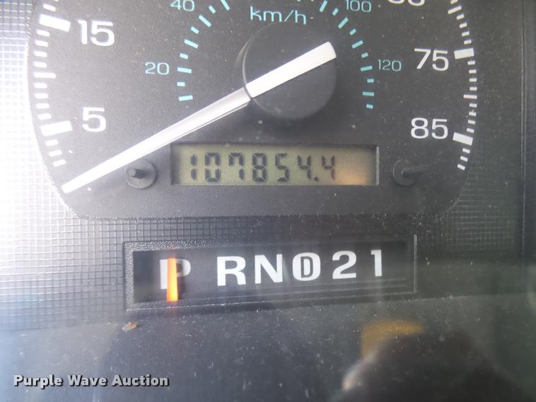 image for item K1789 1993 Ford Econoline E350 ambulance