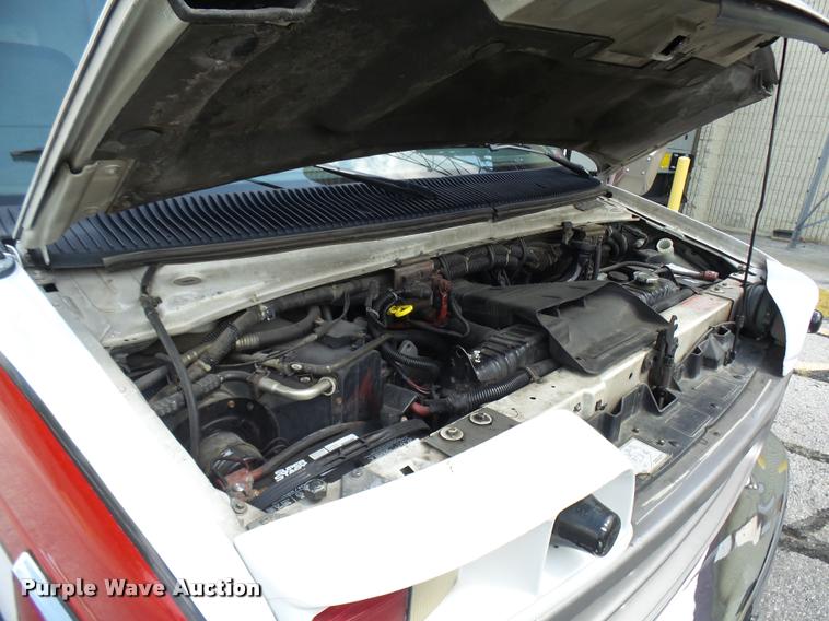 image for item K1789 1993 Ford Econoline E350 ambulance