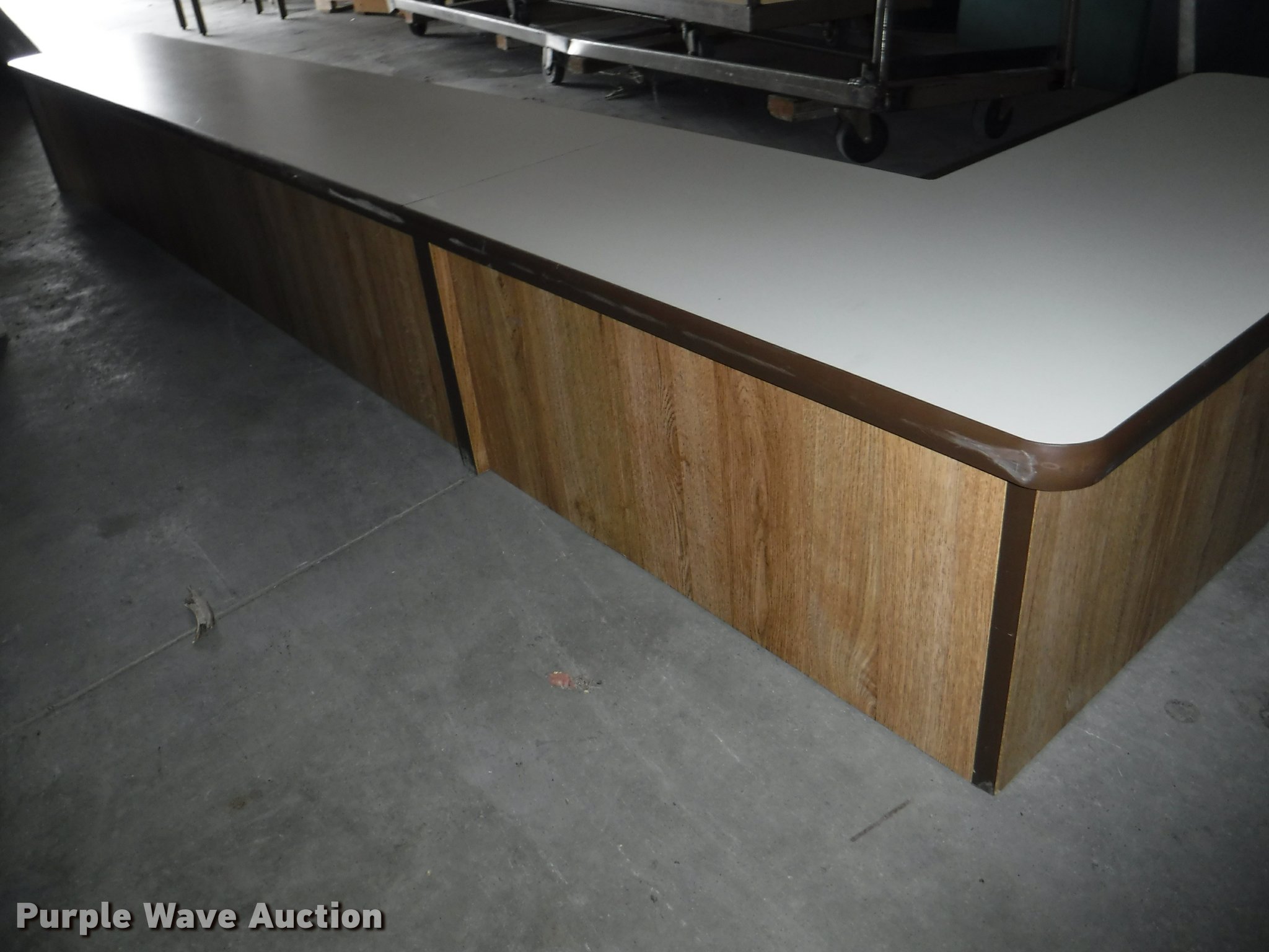 Furniture in Junction City, KS Item BY9904 sold Purple Wave