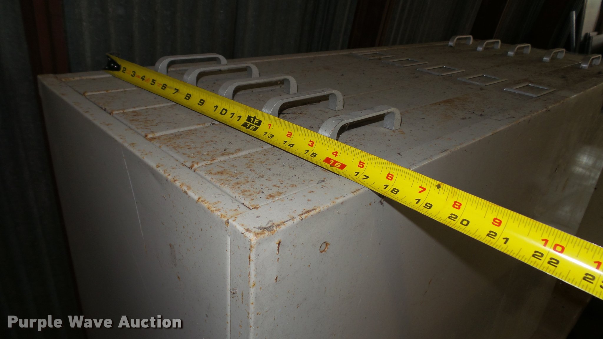 Office furniture in Muscatine, IA Item DA1241 for sale Purple Wave