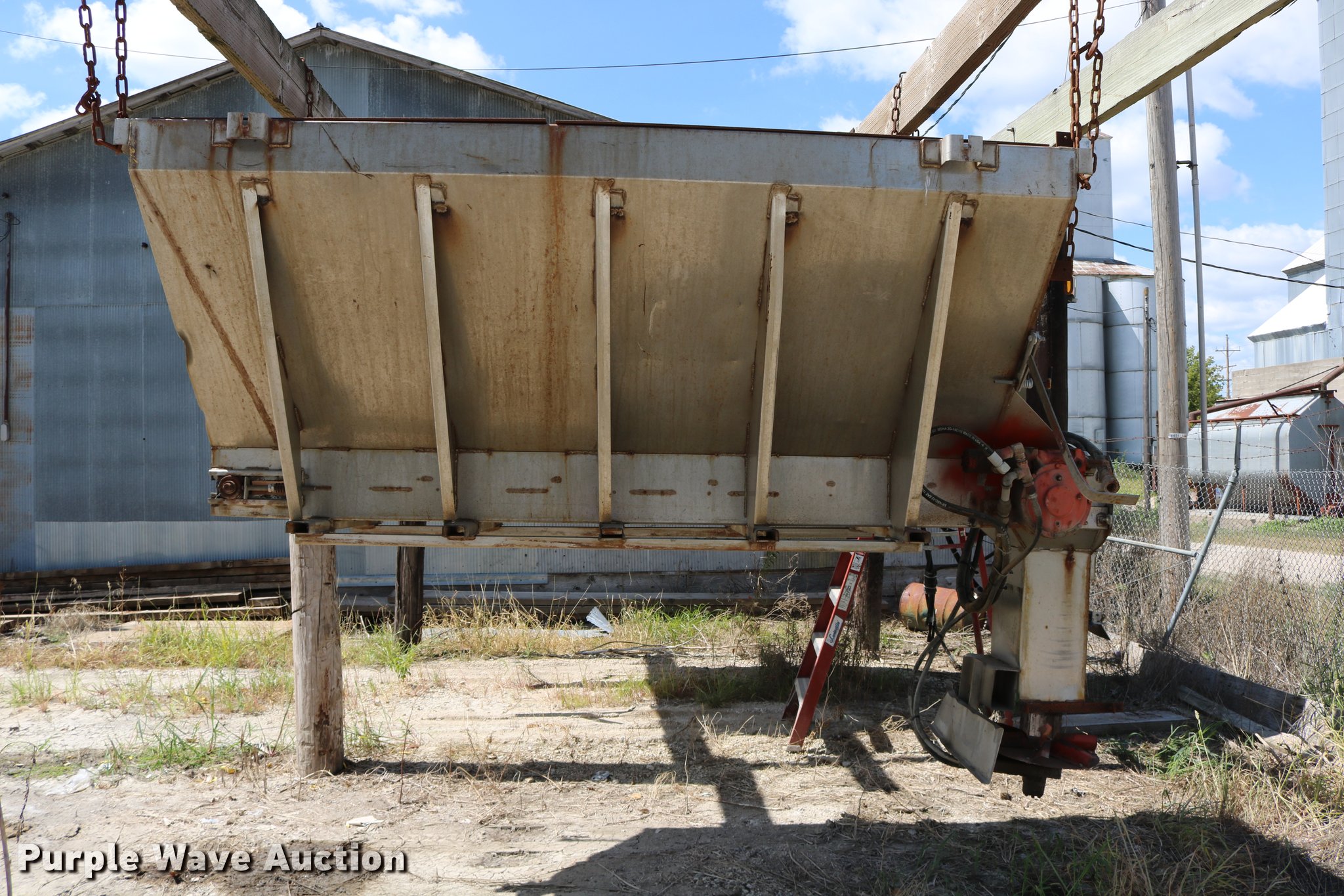 Flink 609MD7 salt/sand spreader in Frankfort, KS Item DD0187 for