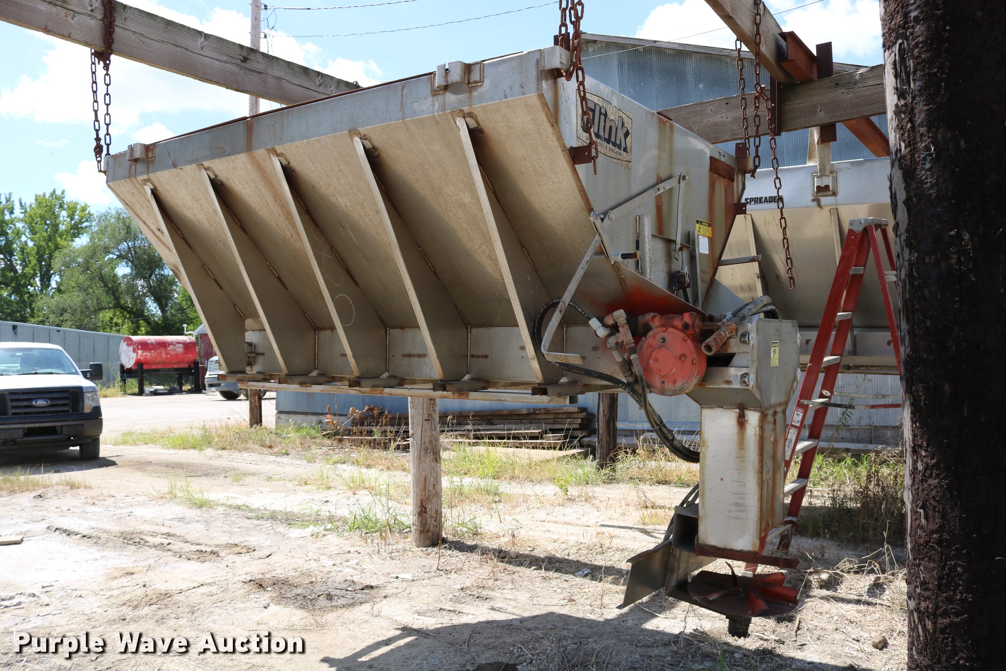 Flink 609MD7 salt/sand spreader in Frankfort, KS Item DD0187 for