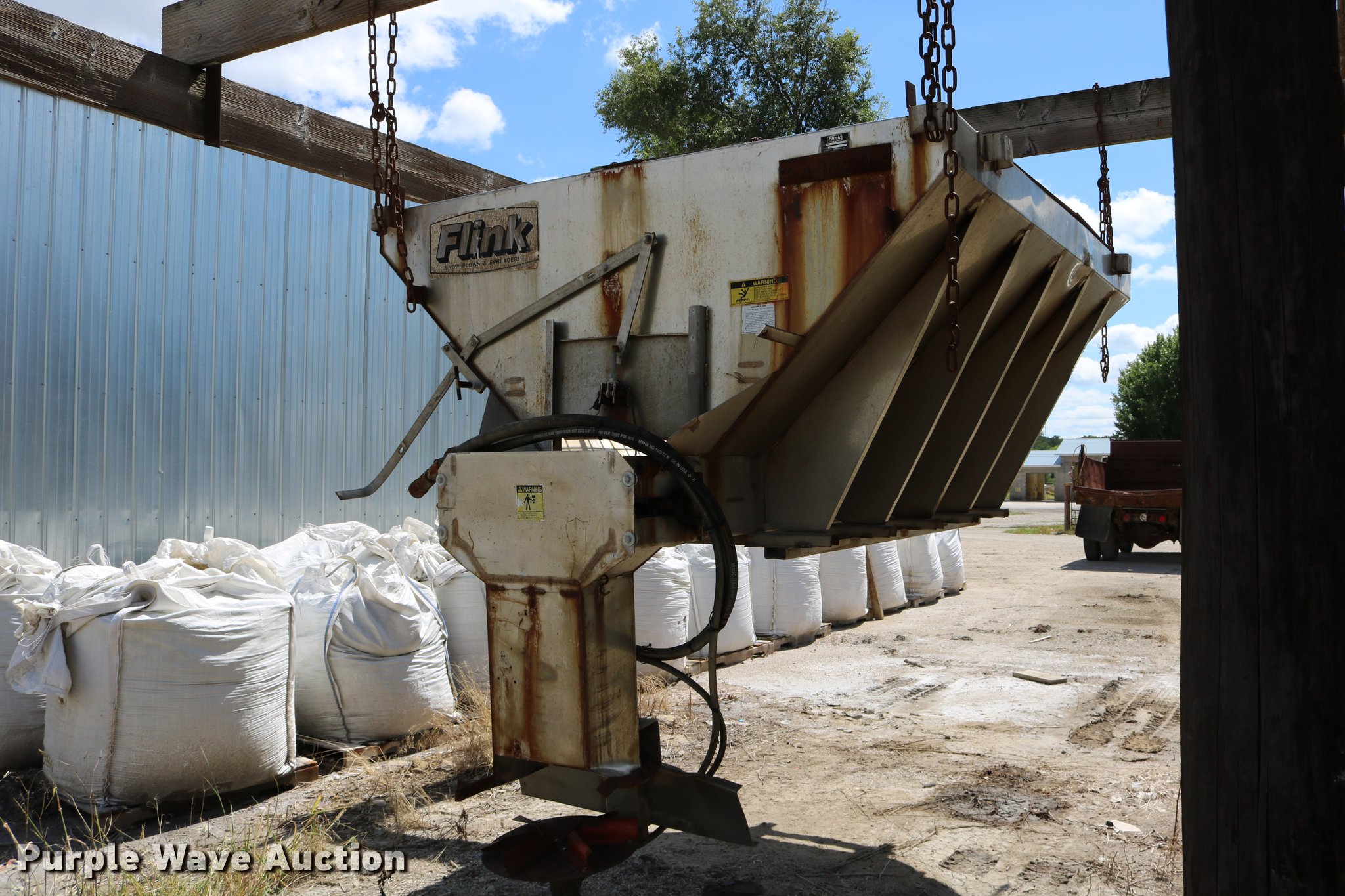 Flink 609MD7 salt/sand spreader in Frankfort, KS Item DD0187 for