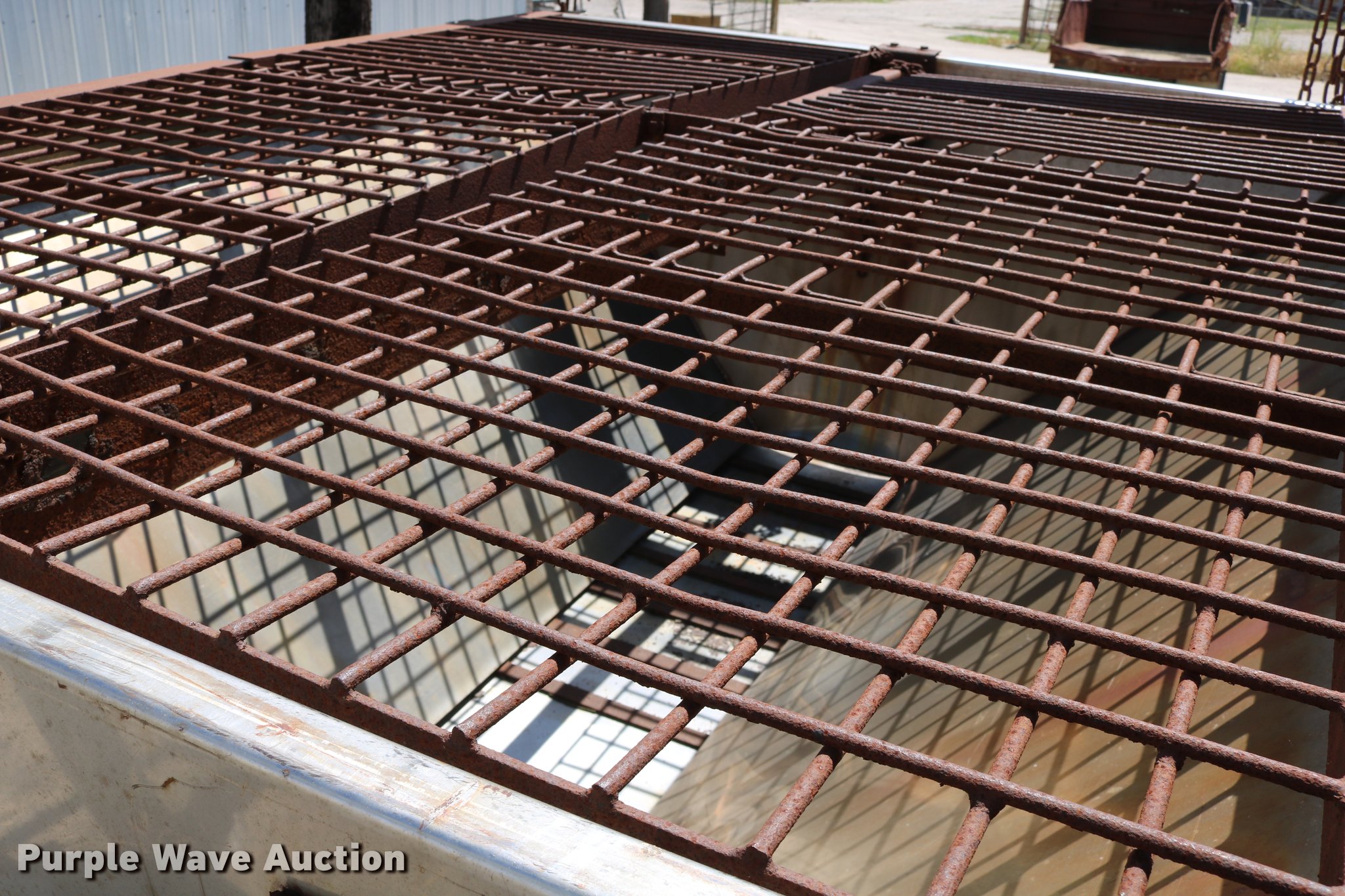 Flink 609MD7 salt/sand spreader in Frankfort, KS Item DD0187 for