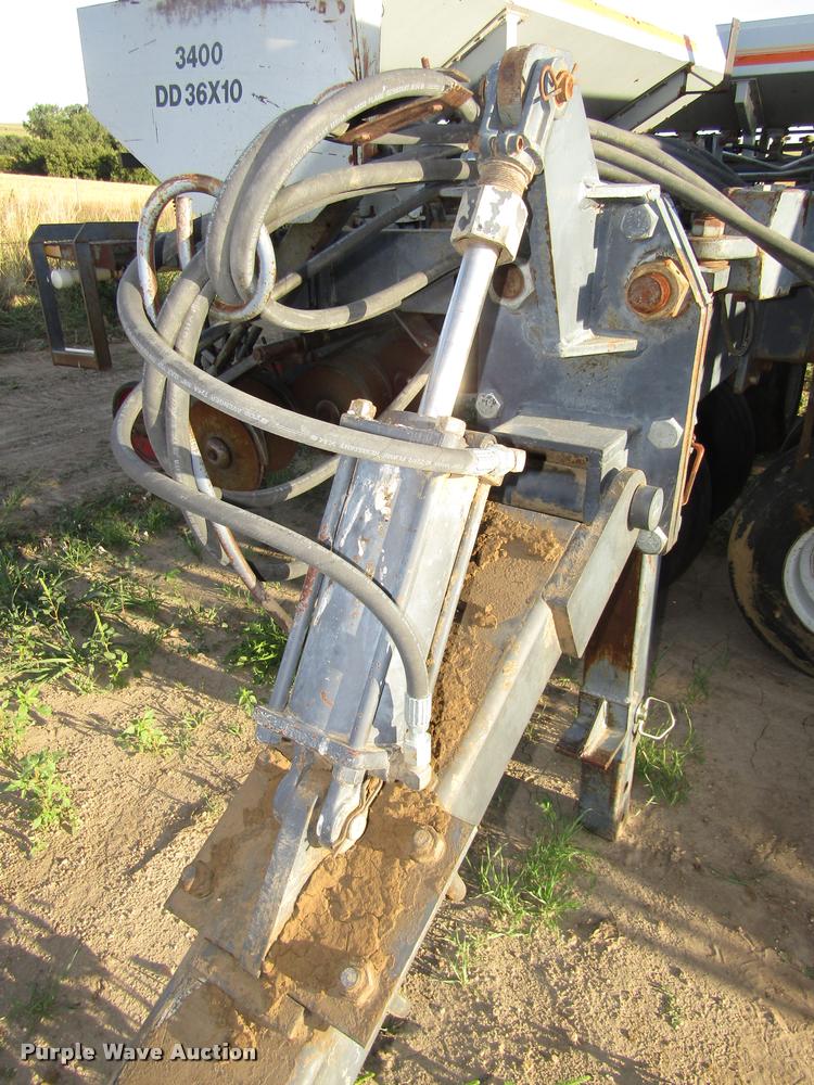 image for item DA3126 CrustBuster 3400 DD36X10 grain drill