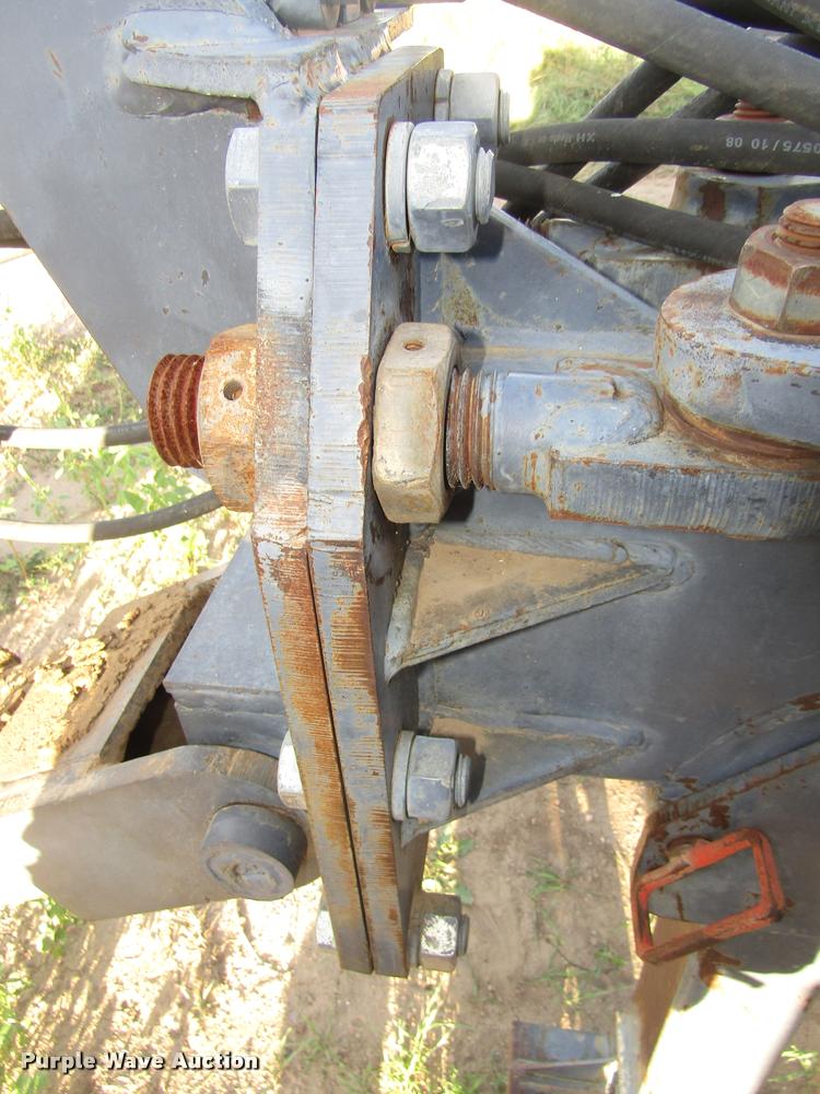 image for item DA3126 CrustBuster 3400 DD36X10 grain drill