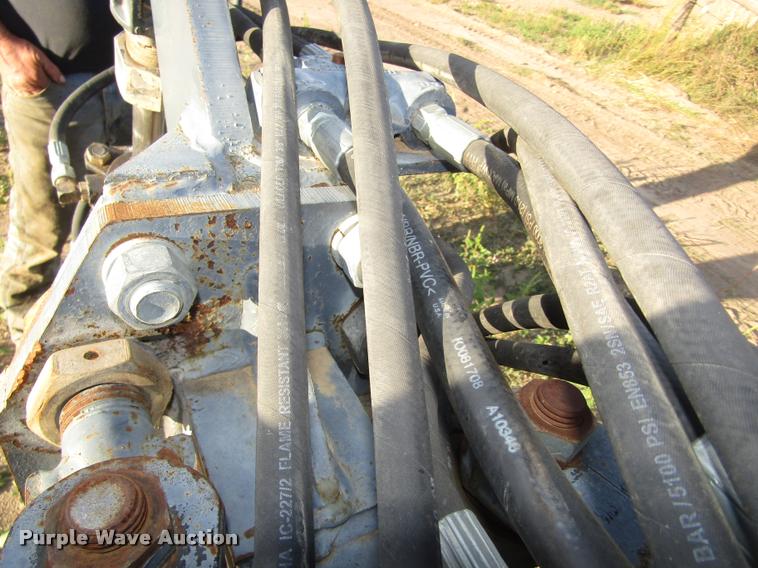 image for item DA3126 CrustBuster 3400 DD36X10 grain drill