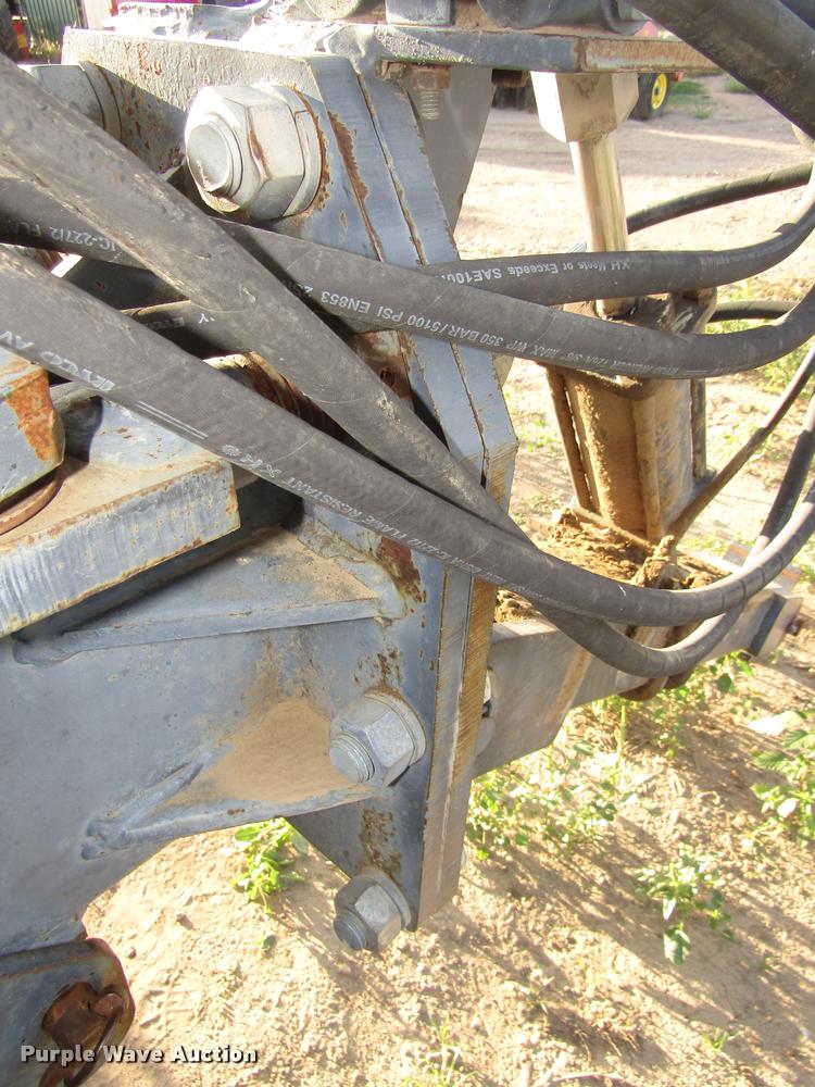 image for item DA3126 CrustBuster 3400 DD36X10 grain drill