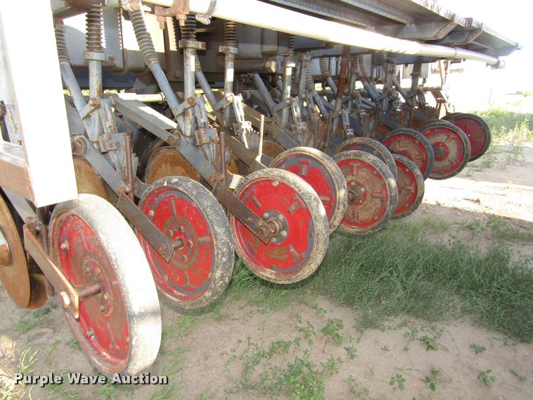 image for item DA3126 CrustBuster 3400 DD36X10 grain drill