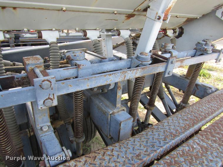 image for item DA3126 CrustBuster 3400 DD36X10 grain drill