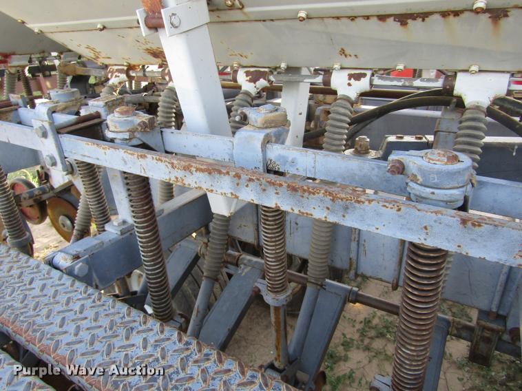 image for item DA3126 CrustBuster 3400 DD36X10 grain drill