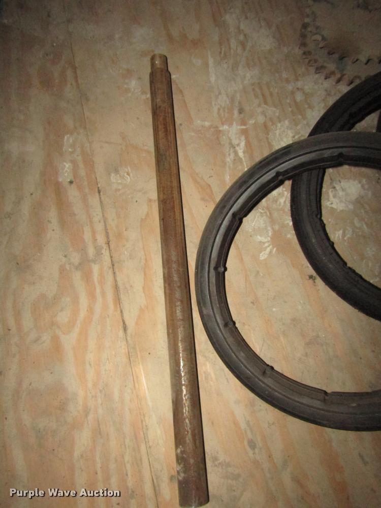 image for item DA3126 CrustBuster 3400 DD36X10 grain drill