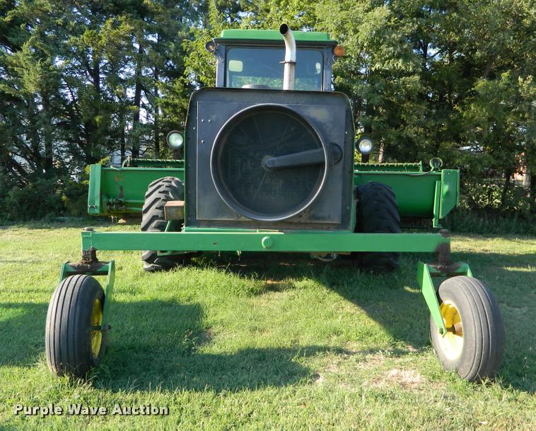 image for item DB1132 1985 John Deere 3830 self-propelled windrower
