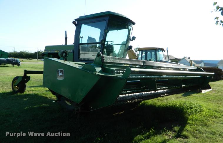 image for item DB1132 1985 John Deere 3830 self-propelled windrower
