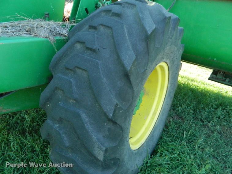 image for item DB1132 1985 John Deere 3830 self-propelled windrower