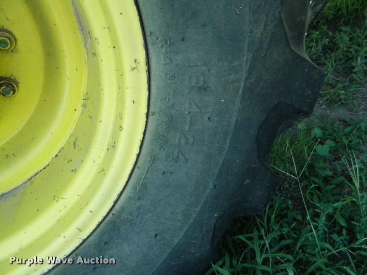 image for item DB1132 1985 John Deere 3830 self-propelled windrower