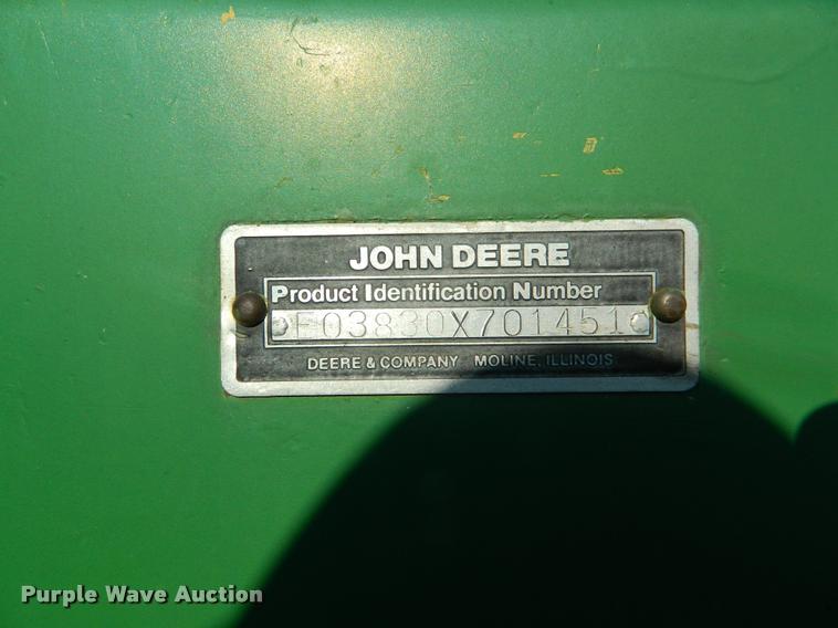 image for item DB1132 1985 John Deere 3830 self-propelled windrower