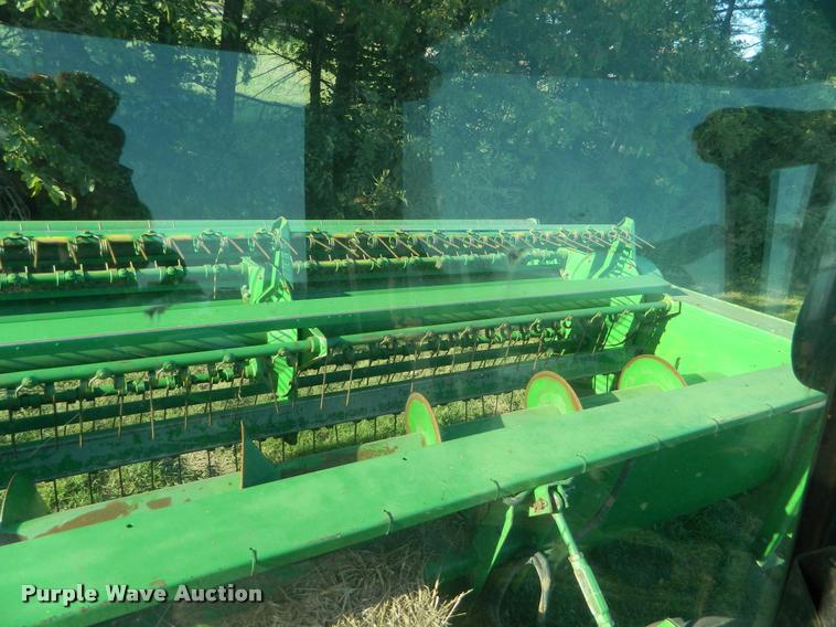 image for item DB1132 1985 John Deere 3830 self-propelled windrower