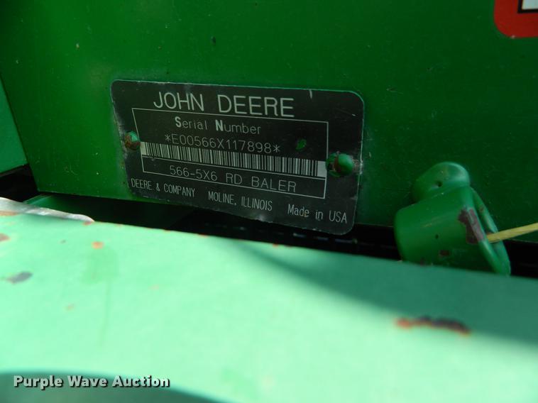image for item DB1135 1997 John Deere 566 round baler