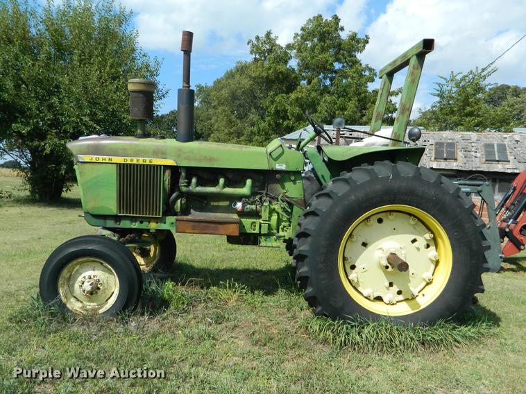 image for item DB1137 John Deere 4020 tractor