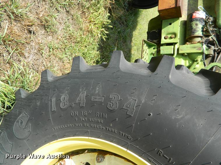 image for item DB1137 John Deere 4020 tractor