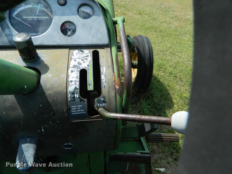 image for item DB1137 John Deere 4020 tractor