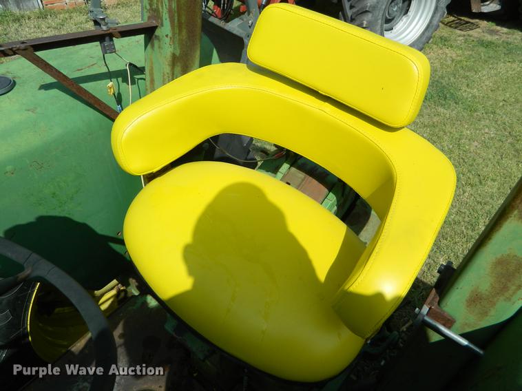 image for item DB1137 John Deere 4020 tractor